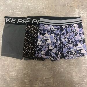 Girl’s Nike Pro Shorts, 3 pair, Size M all GUC